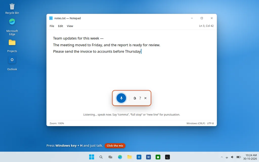 Voice typing toolbar in Windows 11 with the microphone button highlighted